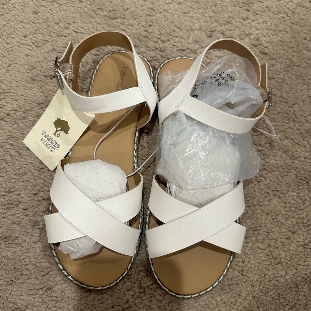 “New” kids Brown Flip Flops size3